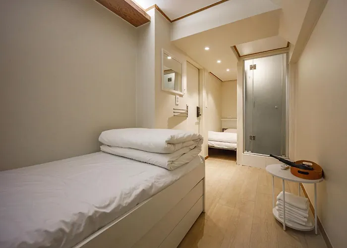 Motel Di Alley Myeongdong *