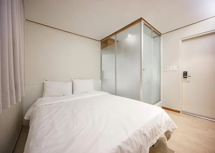 Di Alley Myeongdong Motel *