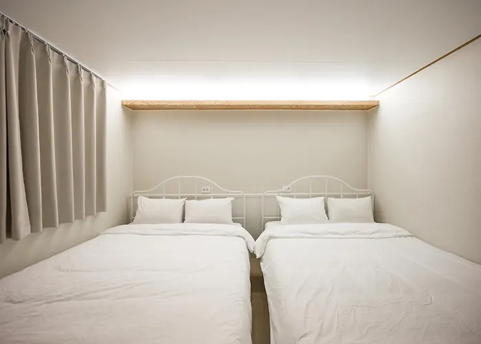 Motel Di Alley Myeongdong *